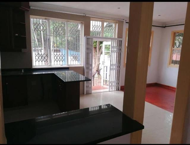 2 BEDROOM HOUSE TO LET IN GLENWOOD